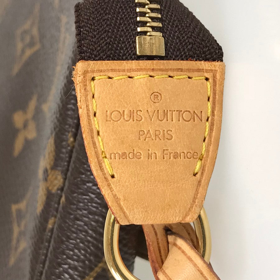 LOUIS VUITTON Monogram Pochette Accessoires M51980 Pouch