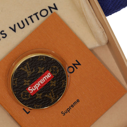 LOUIS VUITTON X SUPREME X Supreme Brooch in Multicolor Steel