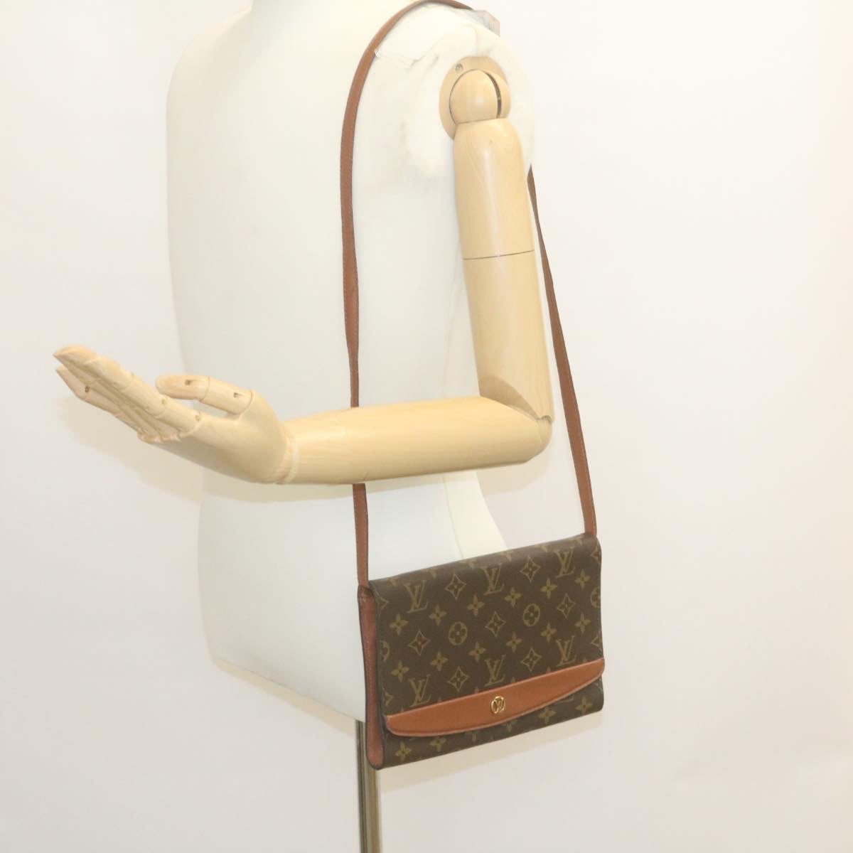LOUIS VUITTON Monogram Bordeaux Shoulder Bag M51798 LV Auth am2243g