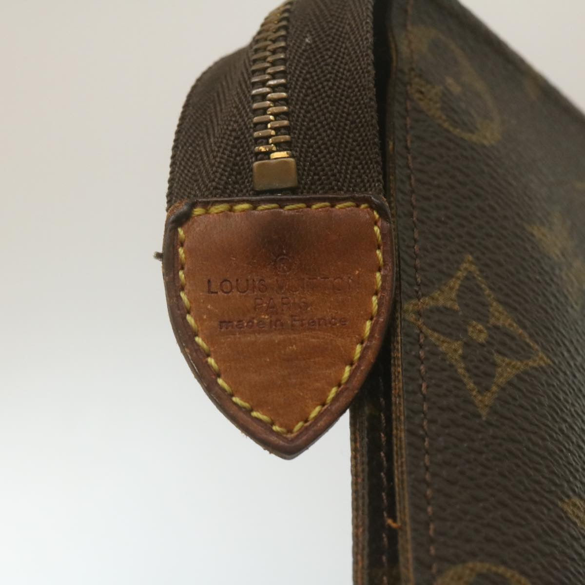 LOUIS VUITTON Monogram Poche Toilette 26 Pouch LV Auth am2256g