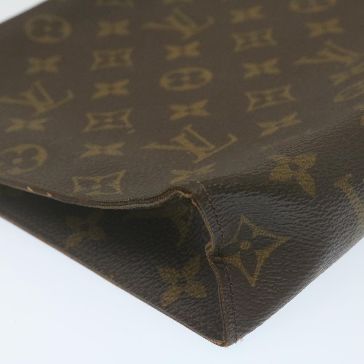 LOUIS VUITTON Monogram Poche Toilette 26 Pouch LV Auth am2256g