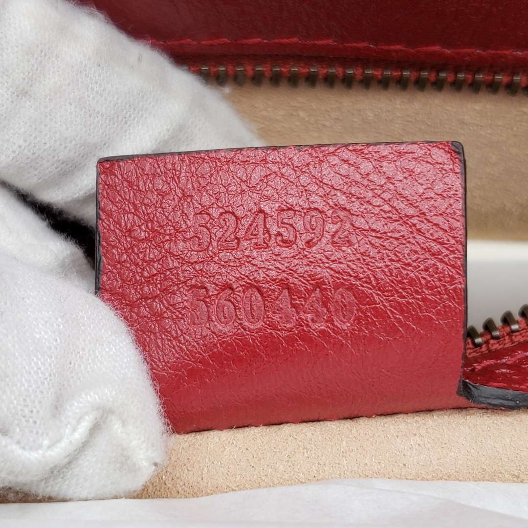 Gucci GG Marmont Quilted Clutch Shoulder Bag