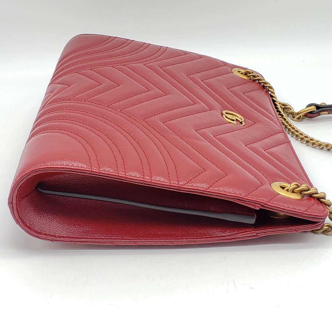 Gucci GG Marmont Quilted Clutch Shoulder Bag