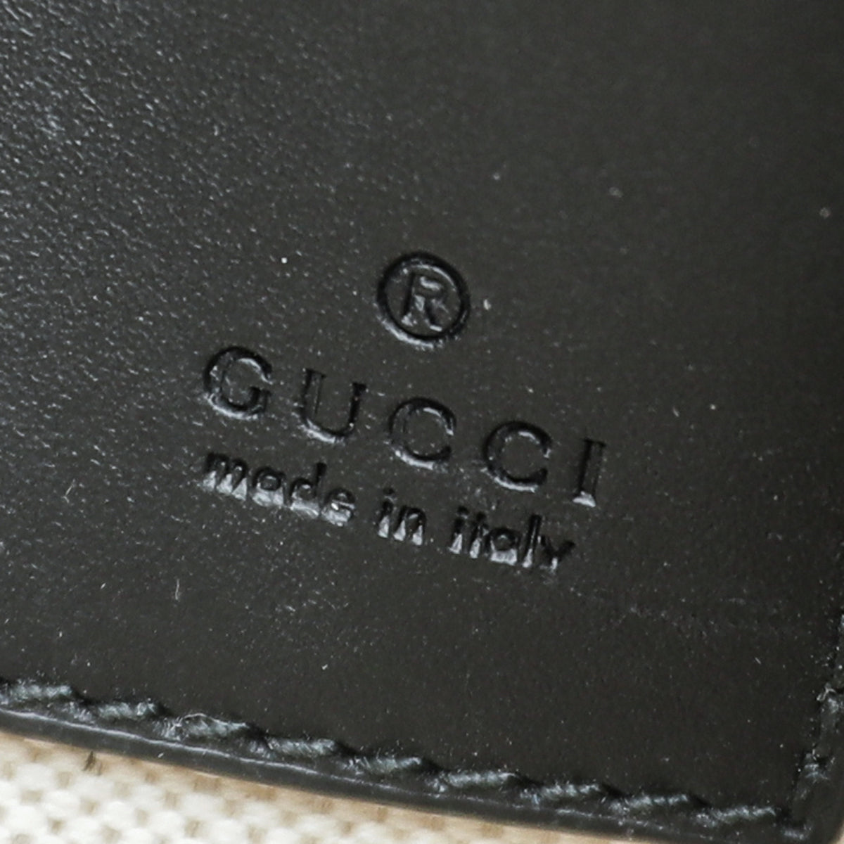 Gucci Bicolor GG Supreme Bestiary Bee Pouch