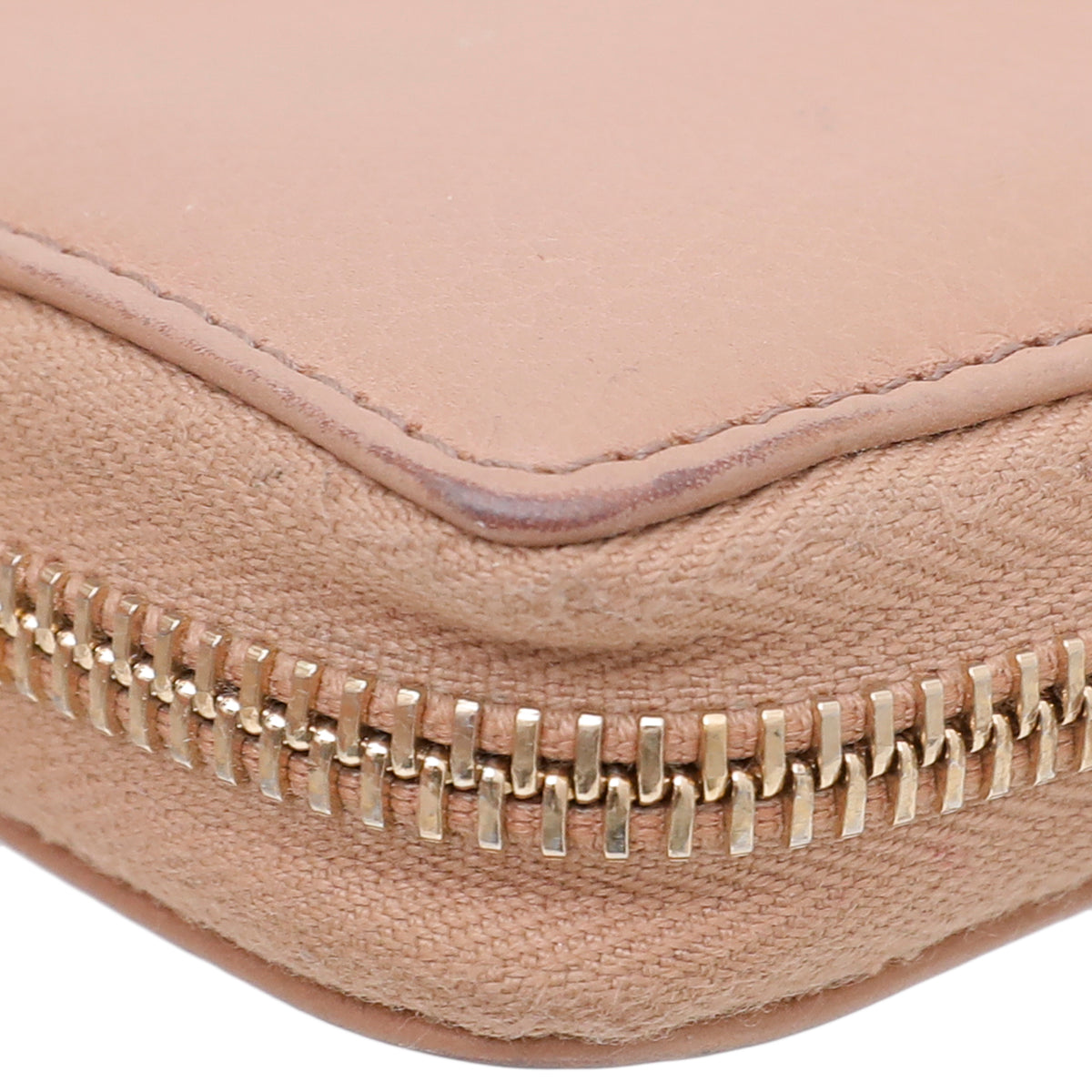 Gucci Light Brown Soho Zip Around Wallet