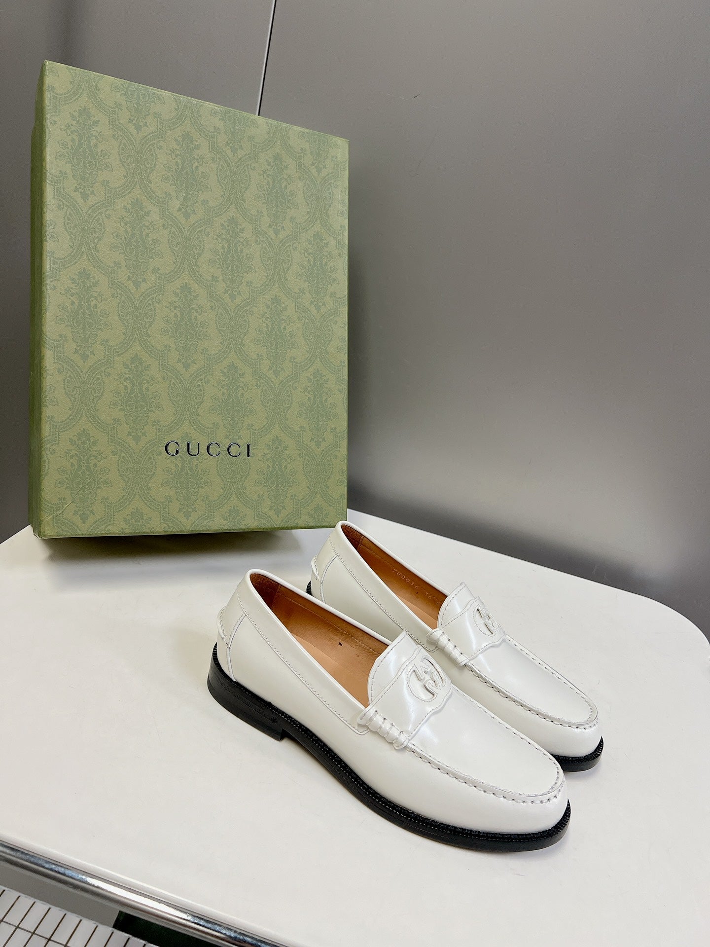 MOCASSIM GUCCI 2023