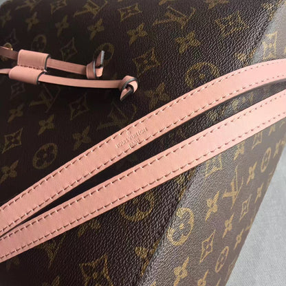 Louis Vuitton NeoNoe MM Bag