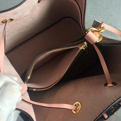 Louis Vuitton NeoNoe MM Bag