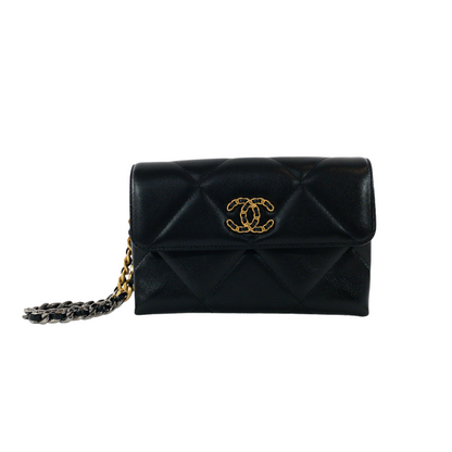 Chanel Leather Black Elegant Clutch