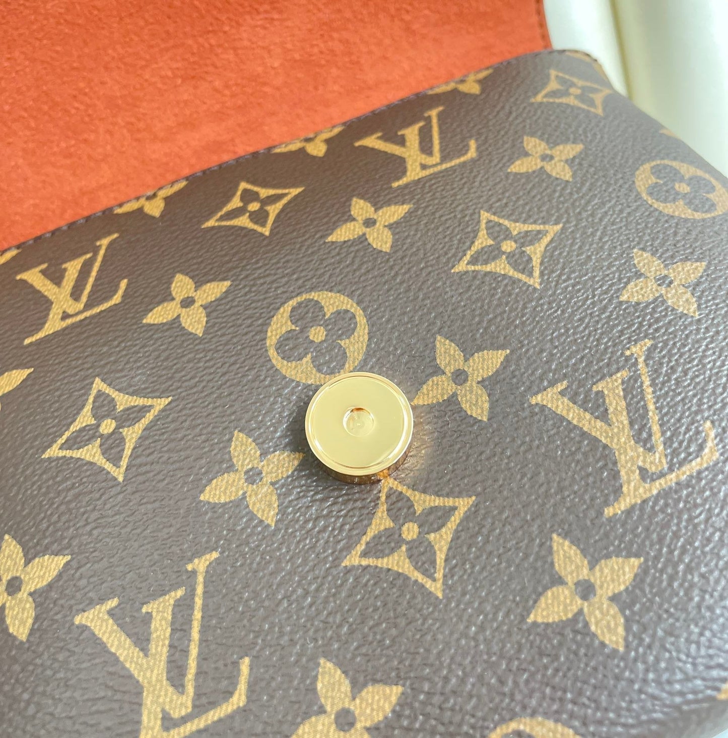 Louis Vuitton Locky BB Bag