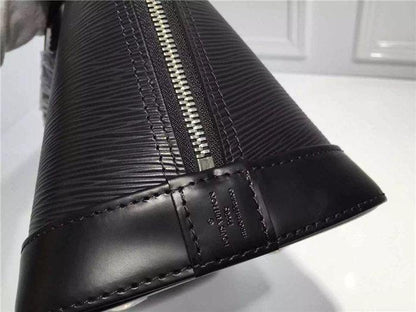 Louis Vuitton Alma BB Bag