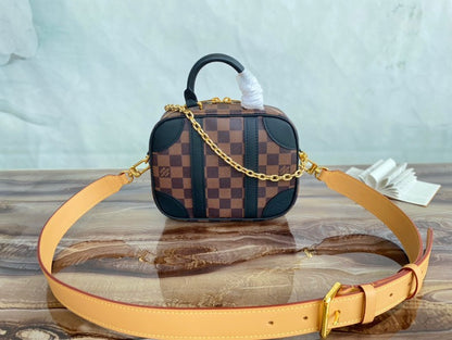 Louis Vuitton Valisette Soupe BB Bag