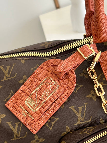 Louis Vuitton Keepall Trio Pocket Bag