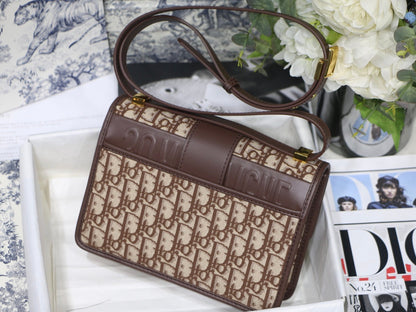 Christian Dior 30 Montaigne Bag