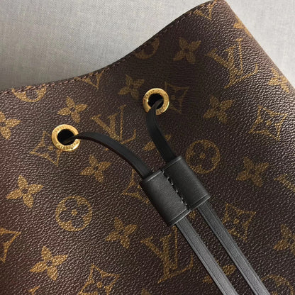 Louis Vuitton NeoNoe MM Bag