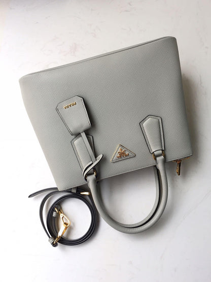 Prada Galleria Saffiano leather Medium  bag