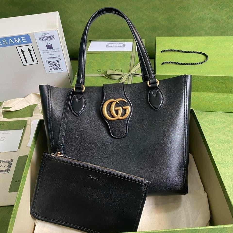 Gucci Medium Tote With Double G bag