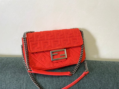 Fendi Midi Baguette Chain Bag