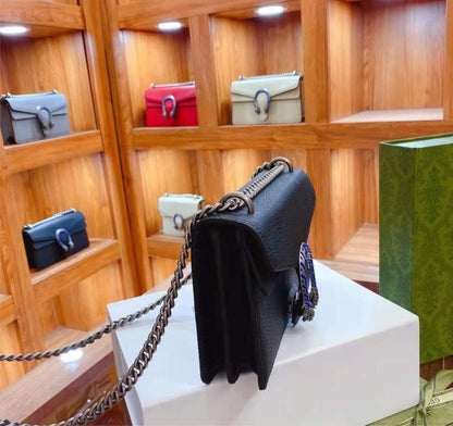 New leather Gucci woman shoulder bag