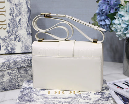 Christian Dior 30 Montaigne Bag