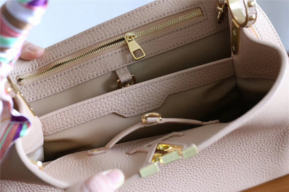 Louis Vuitton Capucines MM Bag
