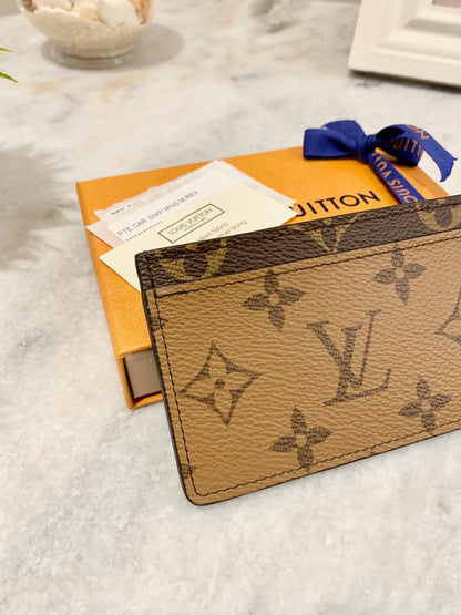 LOUIS VUITTON 2021 Monogram Reverse Canvas Card Holder