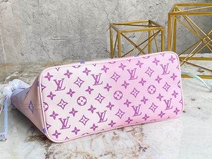 Louis Vuitton Neverfull MM  Tote Bag