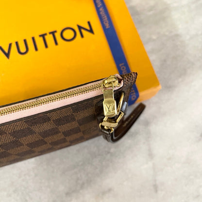 LOUIS VUITTON Damier Ebene Neverfull MM Pochette Wristlet Pouch In Rose Ballerine