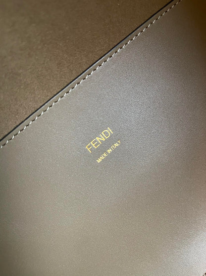 Fendi Sunshine Shopper Medium Bag