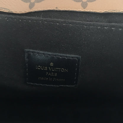 LOUIS VUITTON Metis Crossbody Bag in Brown Canvas