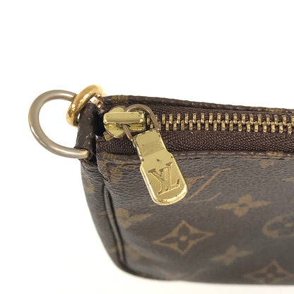 LOUIS VUITTON Pouch