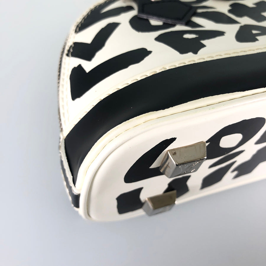 LOUIS VUITTON M92177 Hand bag