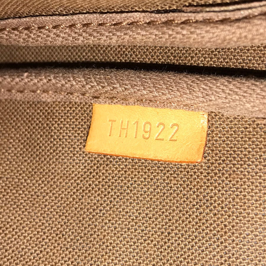 LOUIS VUITTON Monogram Pochette Accessoires M51980 Pouch