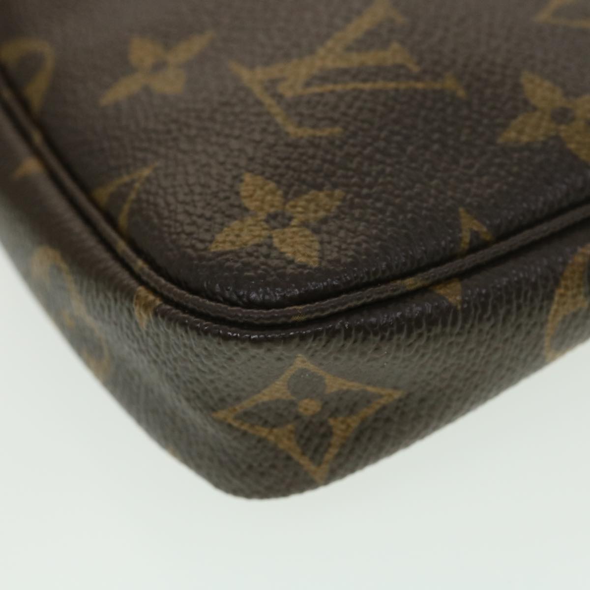 LOUIS VUITTON Monogram T&B Mini Pochette Accessoires Pouch M60153 LV Auth ki2818