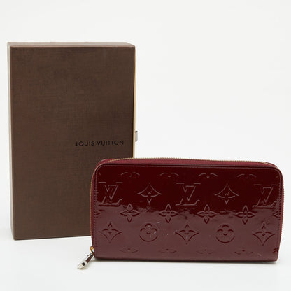 LOUIS VUITTON Griotte Monogram Vernis Zippy Wallet