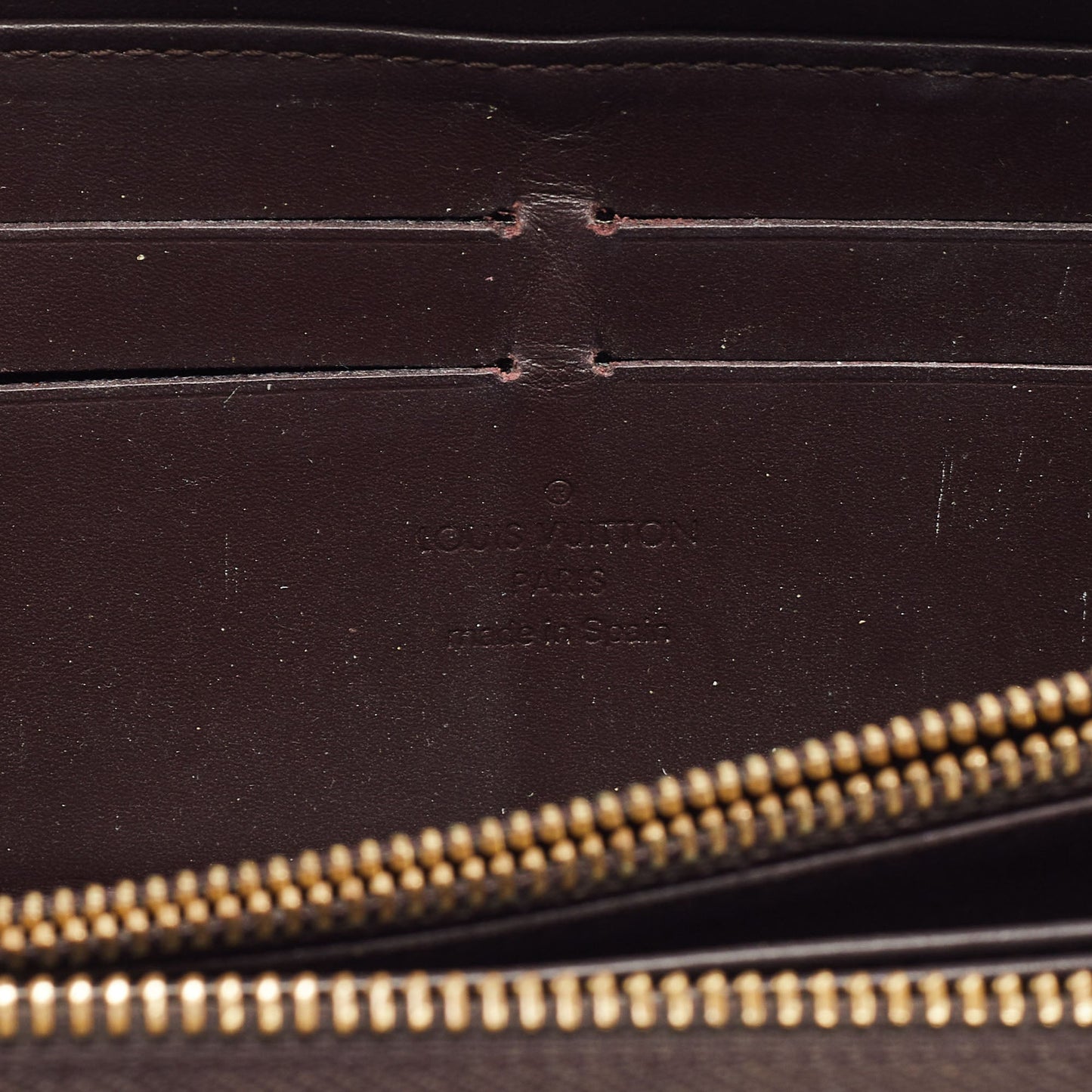 LOUIS VUITTON Amarante Monogram Vernis Zippy Wallet