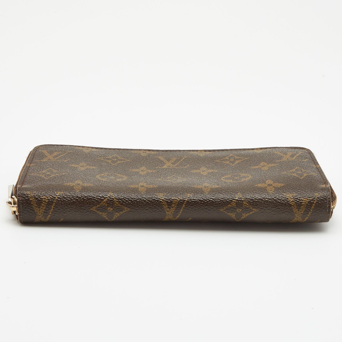LOUIS VUITTON Monogram Canvas Zippy Wallet