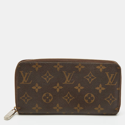 LOUIS VUITTON Monogram Canvas Zippy Wallet