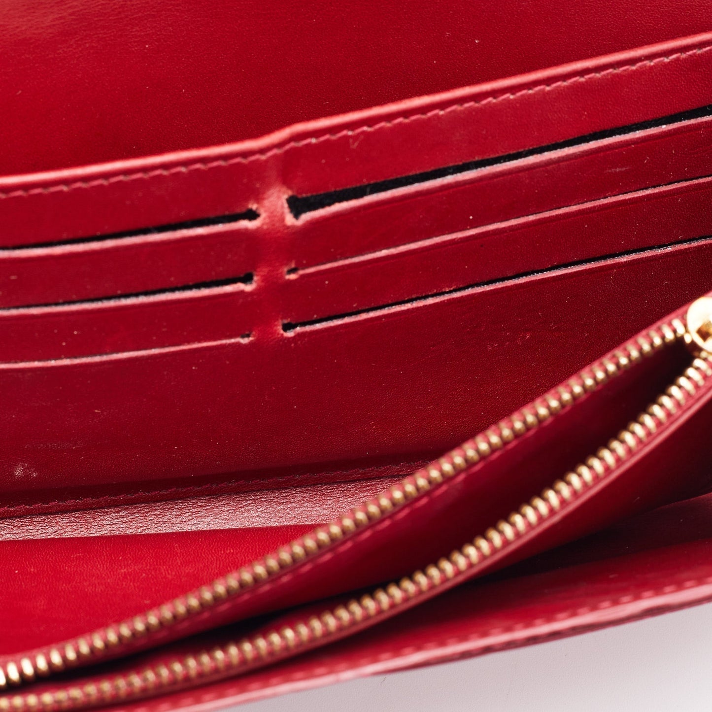 LOUIS VUITTON Pomme D'amour Monogram Vernis Sarah Wallet