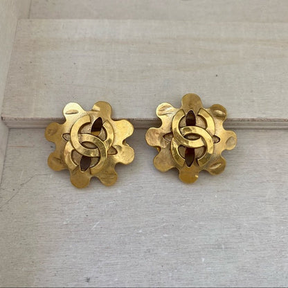 CHANEL VINTAGE snowflake earrings