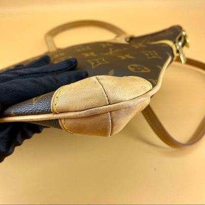 LOUIS VUITTON Coussin shoulder bag TWS pop
