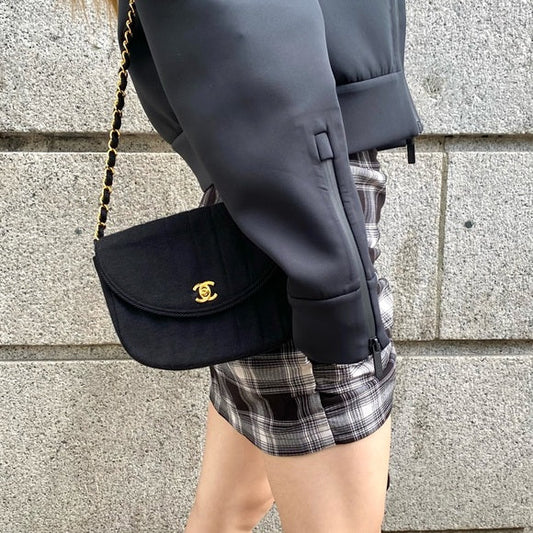 CHANEL Vintage 24k gold cloth shoulder bag
