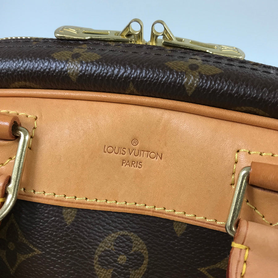 LOUIS VUITTON Monogram Trouville M42228 Hand bag