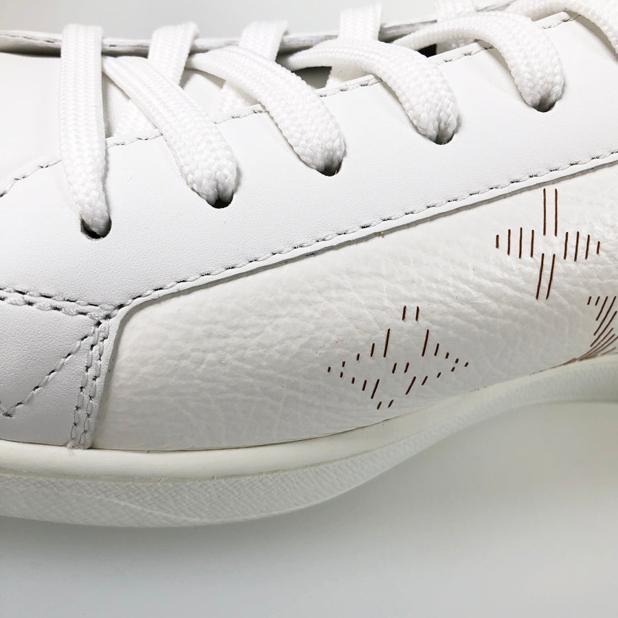 LOUIS VUITTON Men's Sneakers