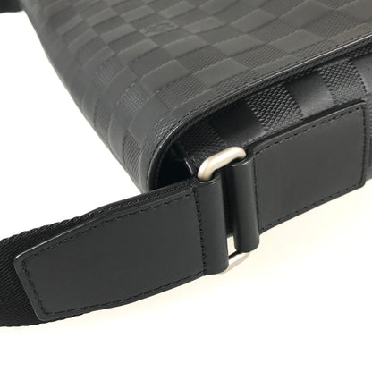 LOUIS VUITTON Damier Amphini District MM N41038 Shoulder bag