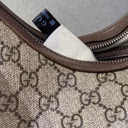 Gucci Attache small shoulder bag Beige and ebony GG Supreme canvas