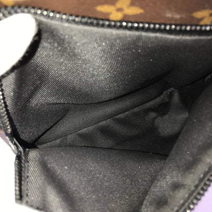 LOUIS VUITTON body bag
