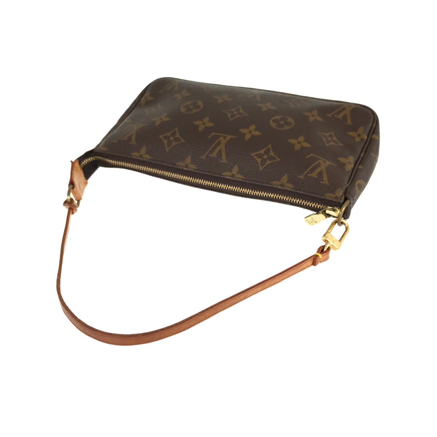 LOUIS VUITTON Pouch