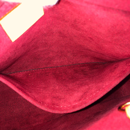 LOUIS VUITTON Shoulder Bag