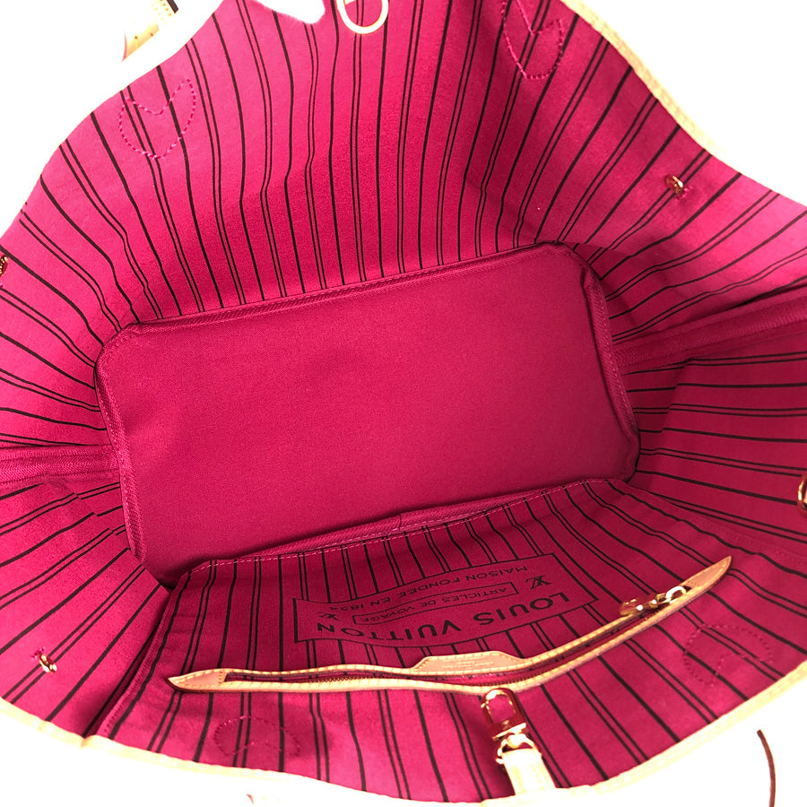 LOUIS VUITTON Monogram Neverfull MM Tote Bag